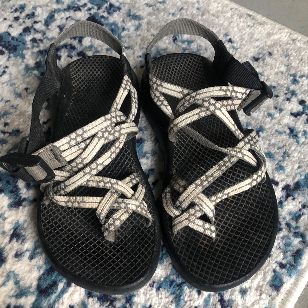 Chaco size 6